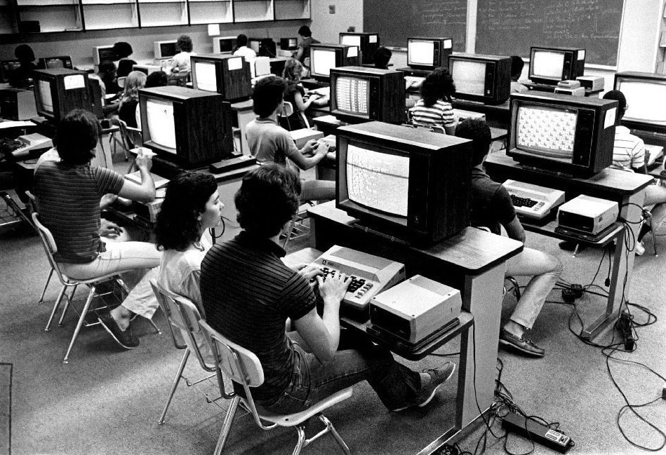 A computer lab in 1985
